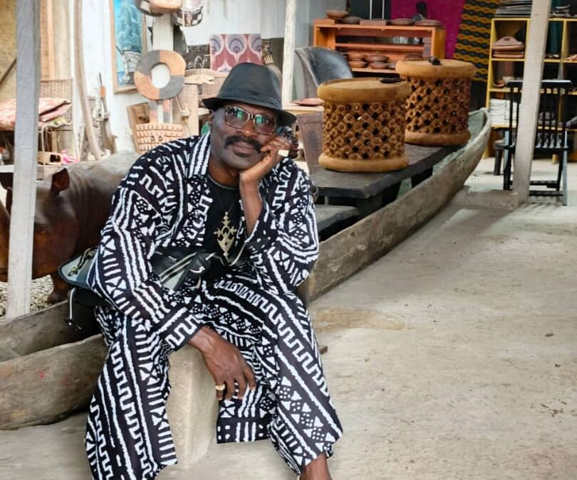 Arts Plastiques : Carlos Idibouo, « un critique, une vision humaniste » (Interview)
