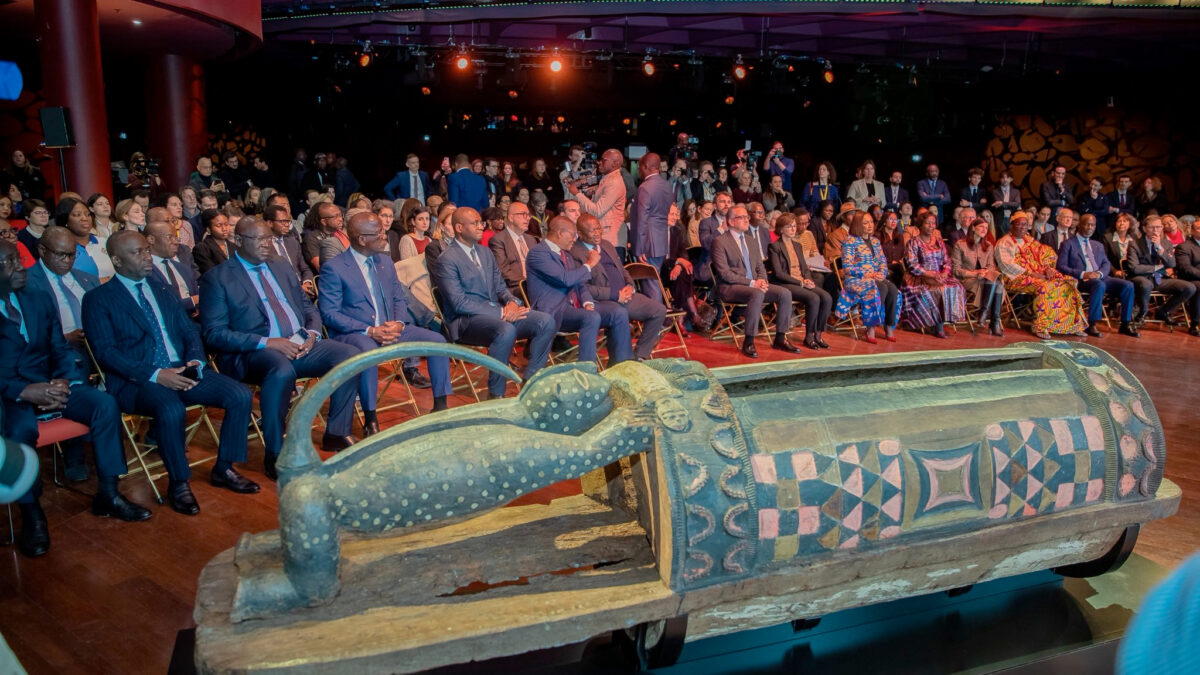 Tambour parleur Atchan : le Djidji Ayokwé de retour au bercail après 110 ans d’exile