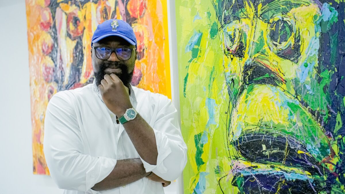 Art/peinture : JM Ottione laisse un « héritage coloré » au Sofitel Abidjan Hôtel Ivoire (images)
